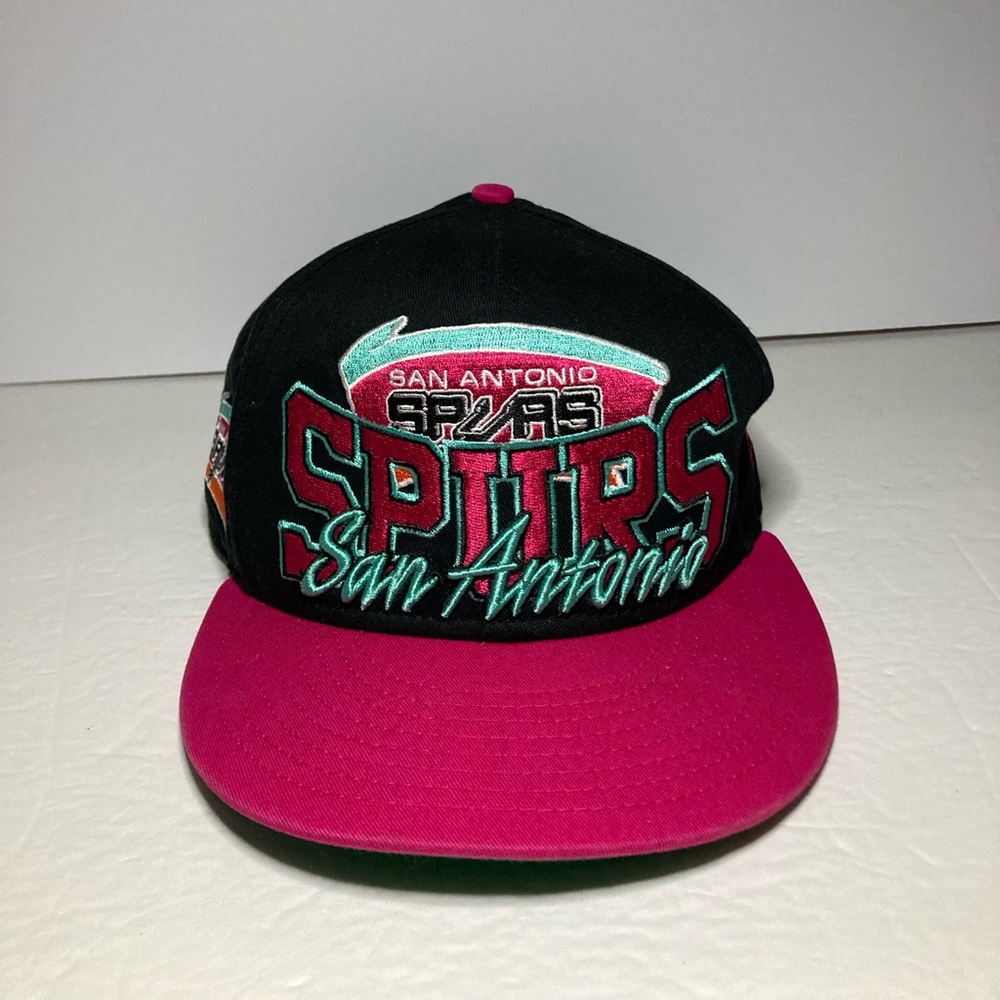 New Era San Antonio Spurs NBA Hardwood Classics HWC One Size Black Pink Hat Cap